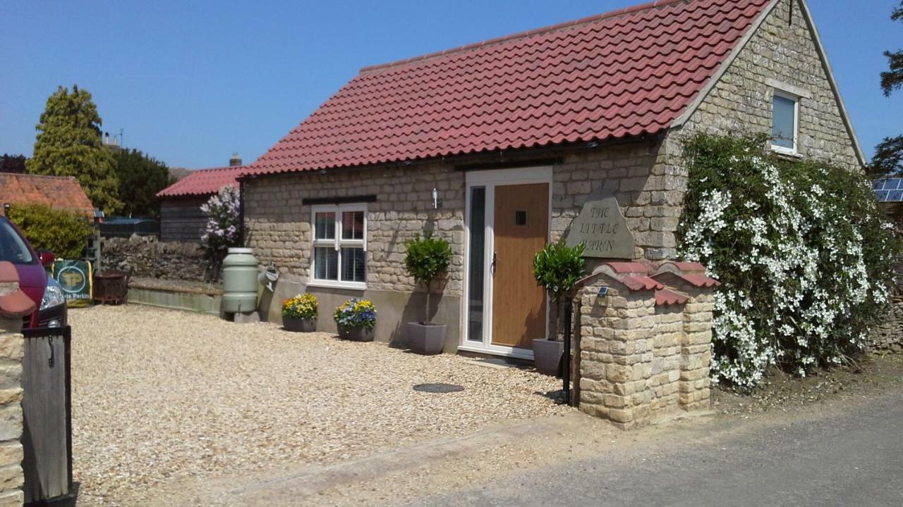 The Little Barn * Carlby